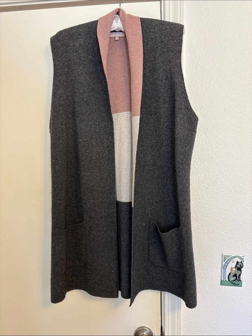 Sleeveless Open-Front Cardigan Vest in Charcoal with Pink Trim